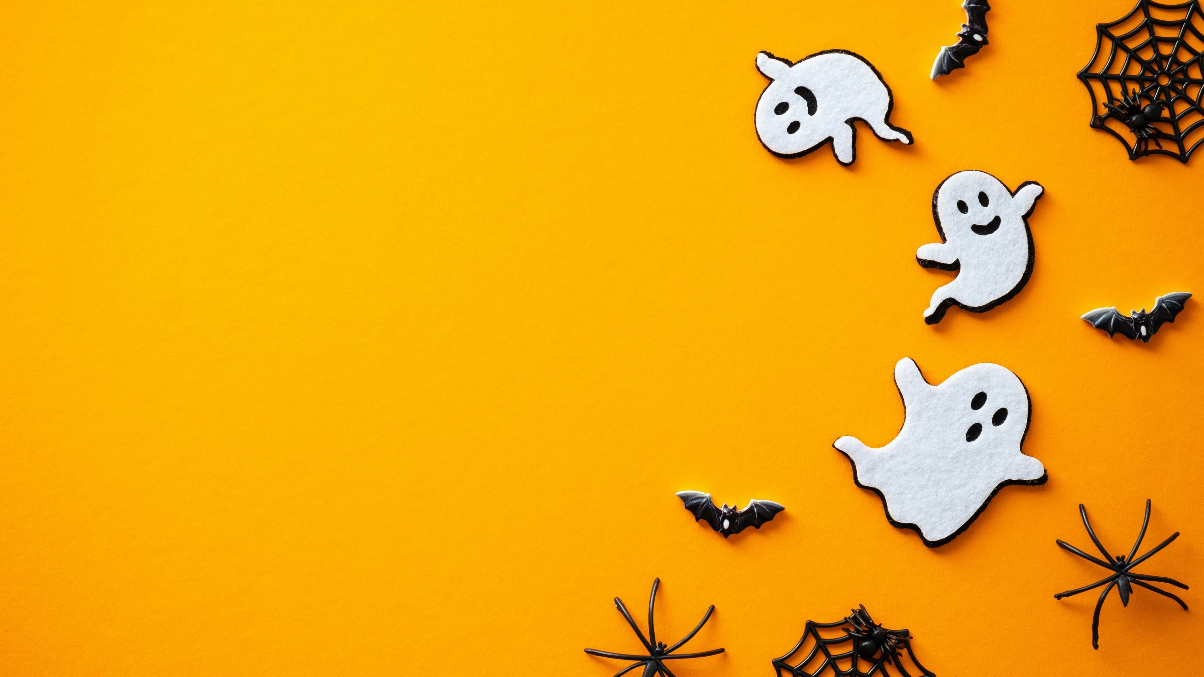 Halloween kolačići u obliku bundeve, duha i slijepog miša